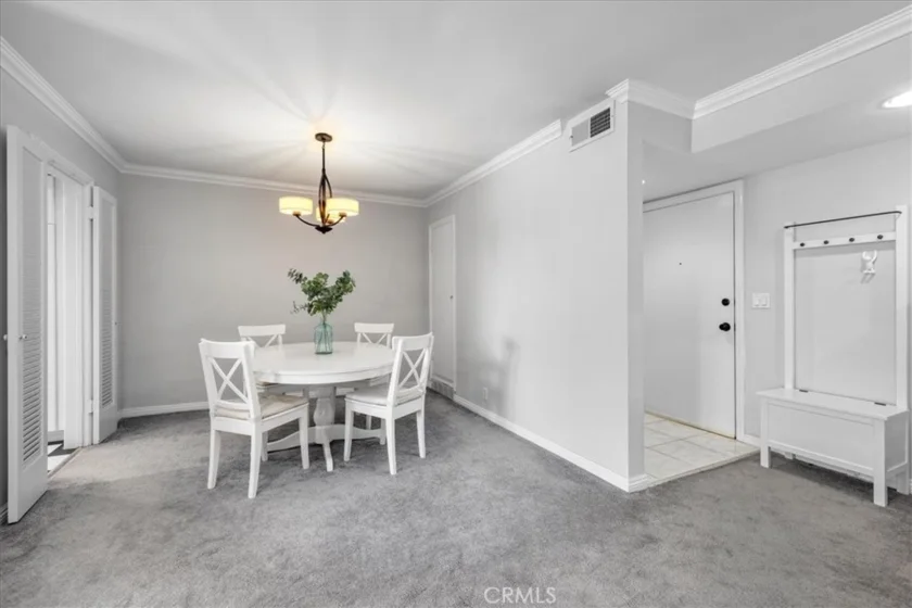 289 S Barrington Avenue #A203 photo 24