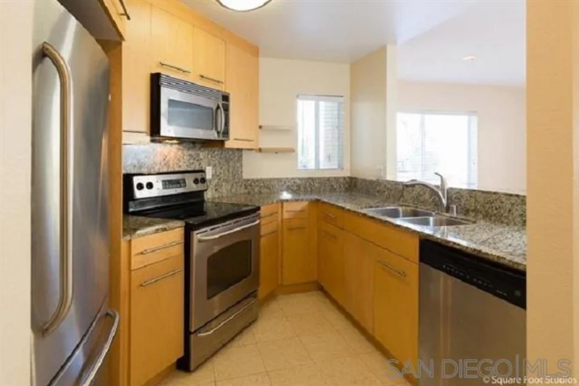 7405 Charmant Drive #1911 photo 20