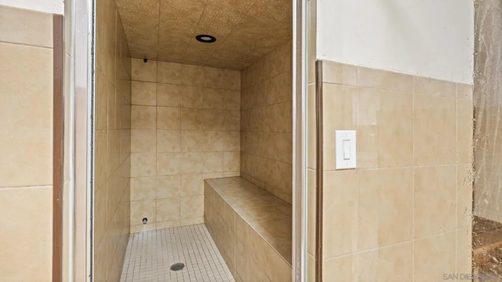 3050 Rue D'orleans #423 photo 11