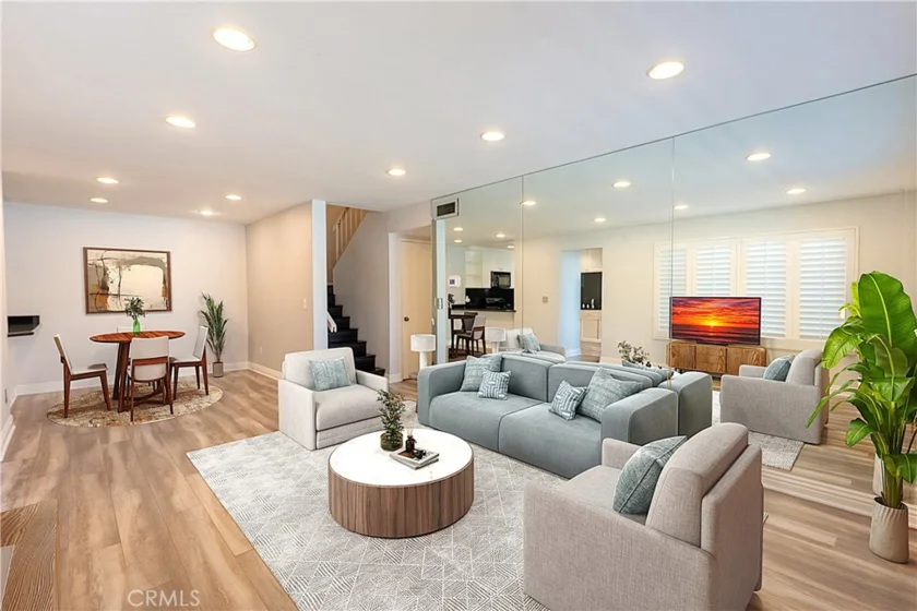 18502 Mayall #B photo 3