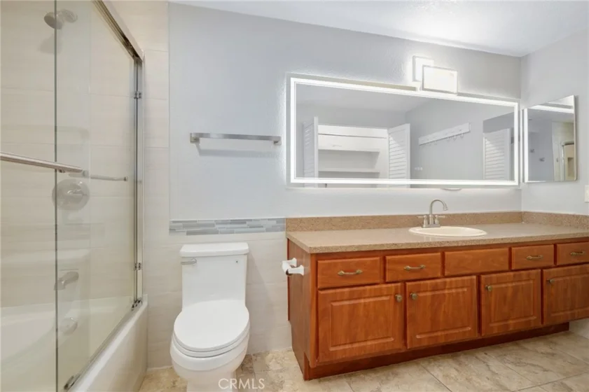 25701 View Pointe #8C photo 25