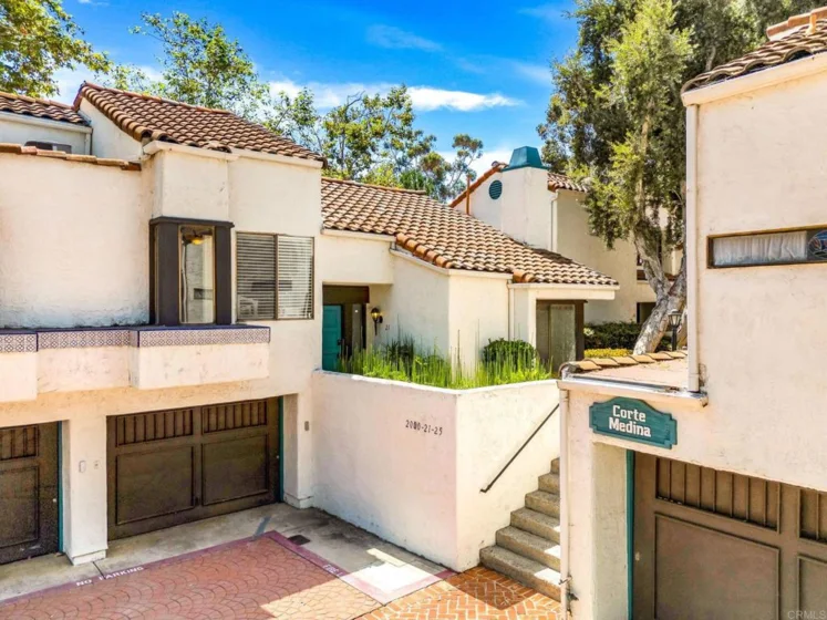 2000 S Escondido Boulevard #21 photo 1