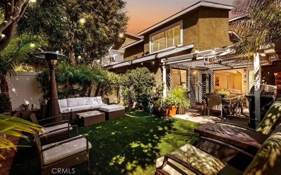 386 Sunrise Circle photo 1