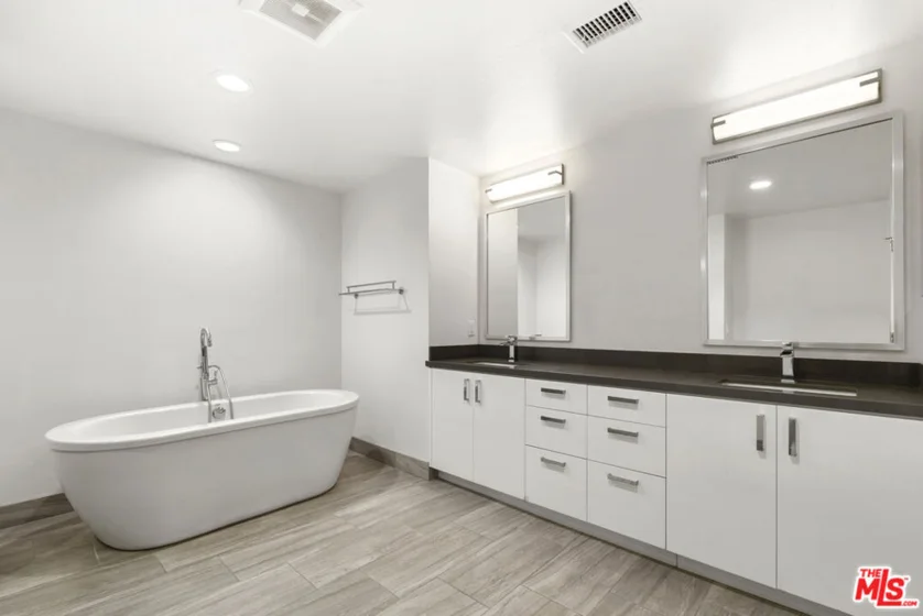 4240 Laurel Canyon Boulevard #105 photo 14