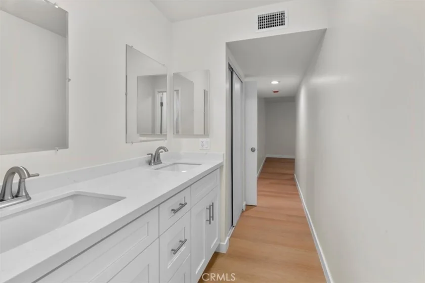 7505 Hampton Avenue #4 photo 12
