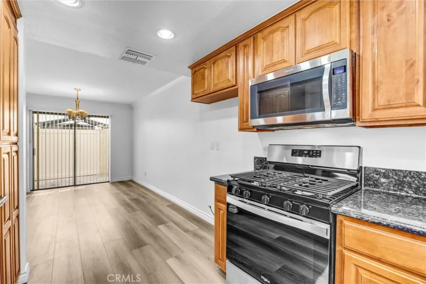 19620 Sherman Way #1 photo 13