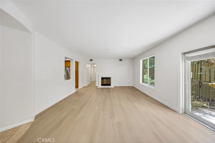 128 N Oak Knoll #111 photo 17