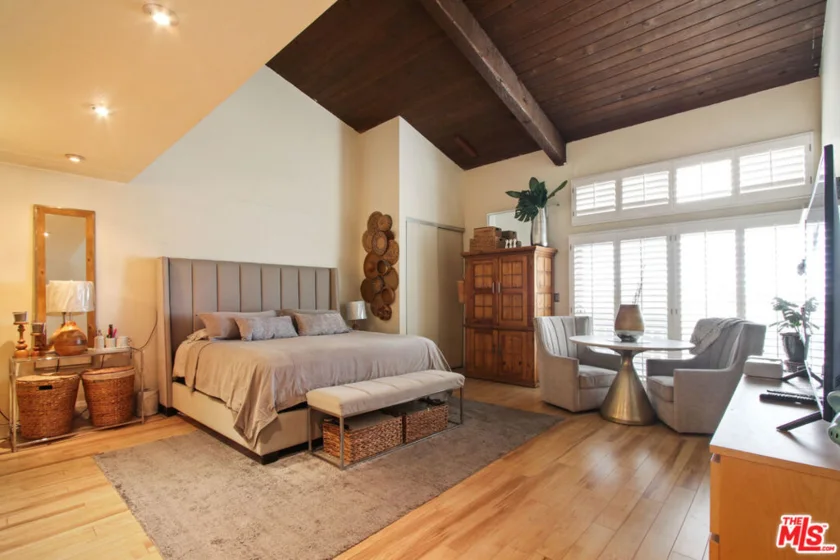 550 W Regent Street #330 photo 11