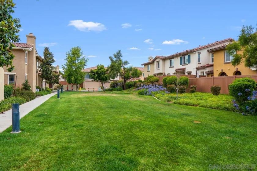 1305 Isabella Way photo 29