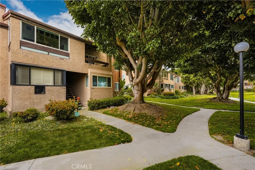 17110 Bluewater Lane photo 3