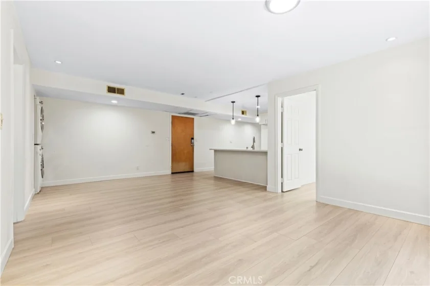 2121 Beloit Avenue #112 photo 33