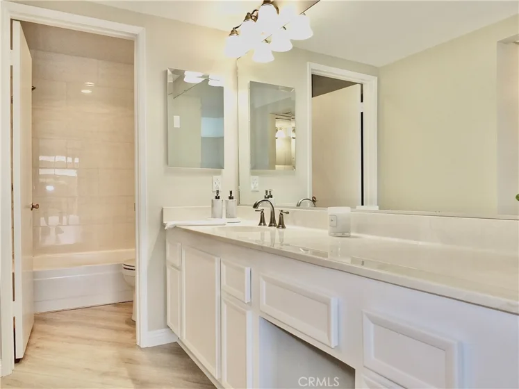 2805 E East 3rd Street #6 photo 19