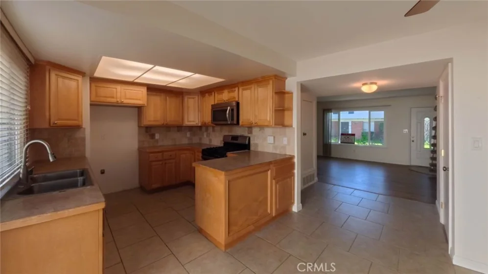 10067 Los Coyotes Court photo 16