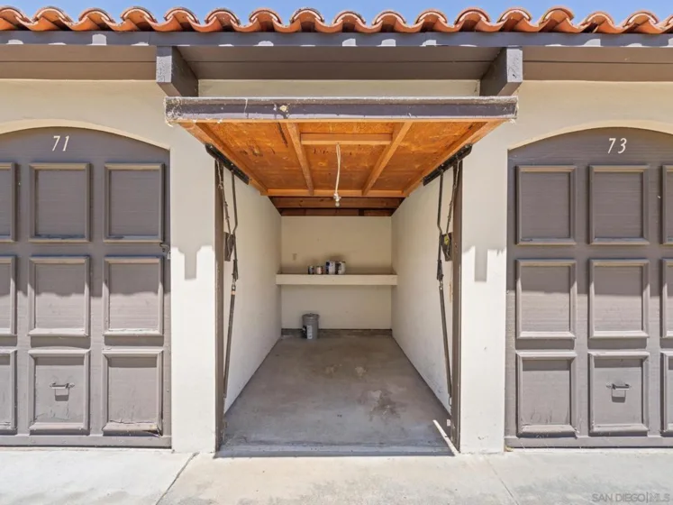 12140 Rancho Bernardo Drive #B photo 5