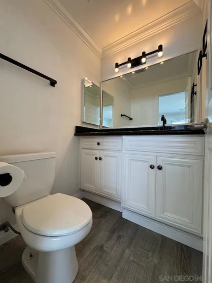 5075 Narragansett Avenue #206 photo 30