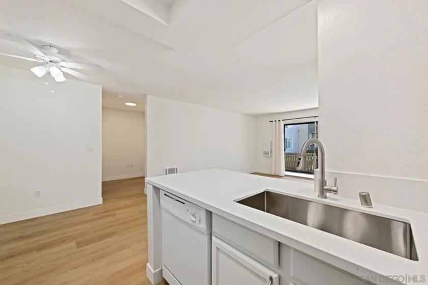 432 Edgehill Lane #145 photo 12