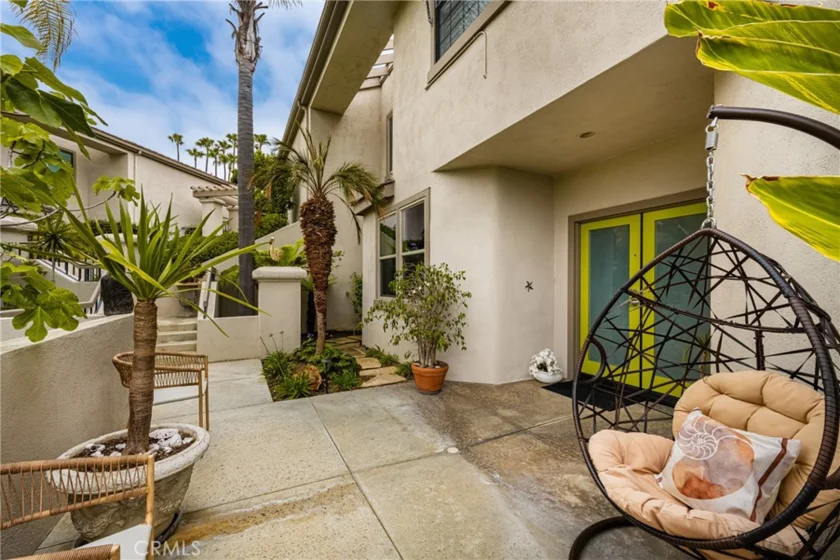 27 Seabrook #73 photo 15