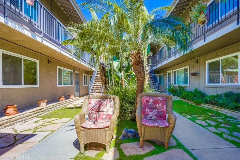 514 Obispo Avenue #E photo 1