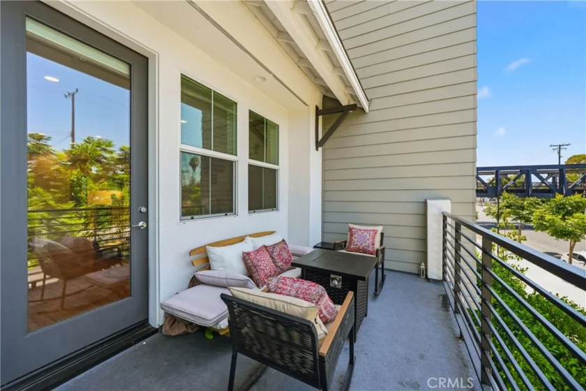 4810 Long Beach photo 15