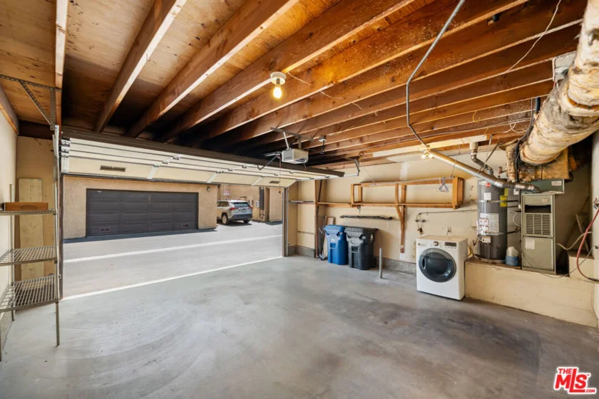 12334 Runnymede Street #5 photo 20
