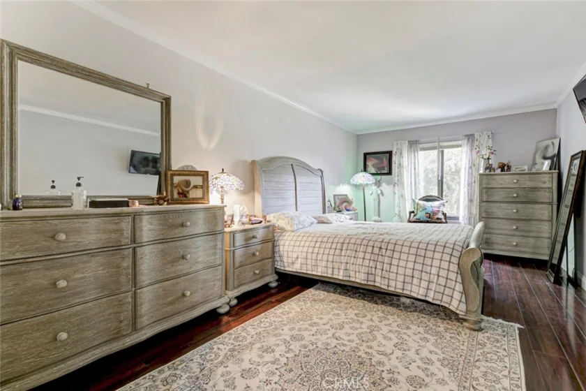 1401 Valley View #206 photo 24