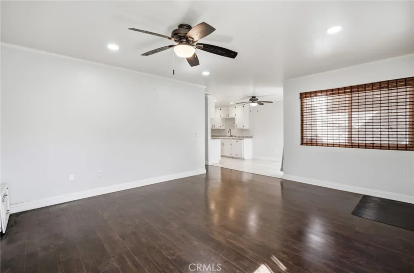 1800 E Heim #29 photo 2