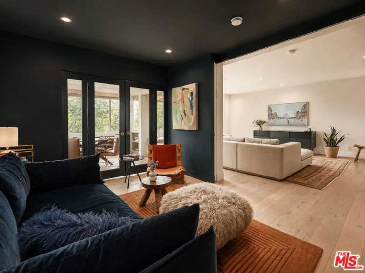 930 California Avenue #301 photo 8