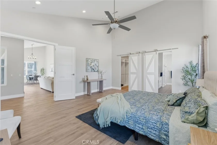 24940 Hayes photo 5