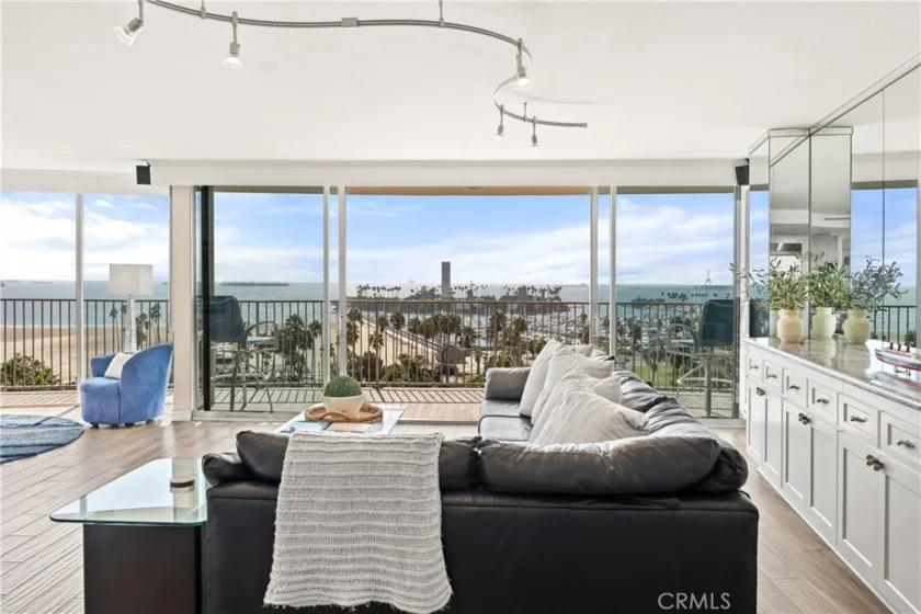 700 E Ocean Boulevard #1206 photo 8