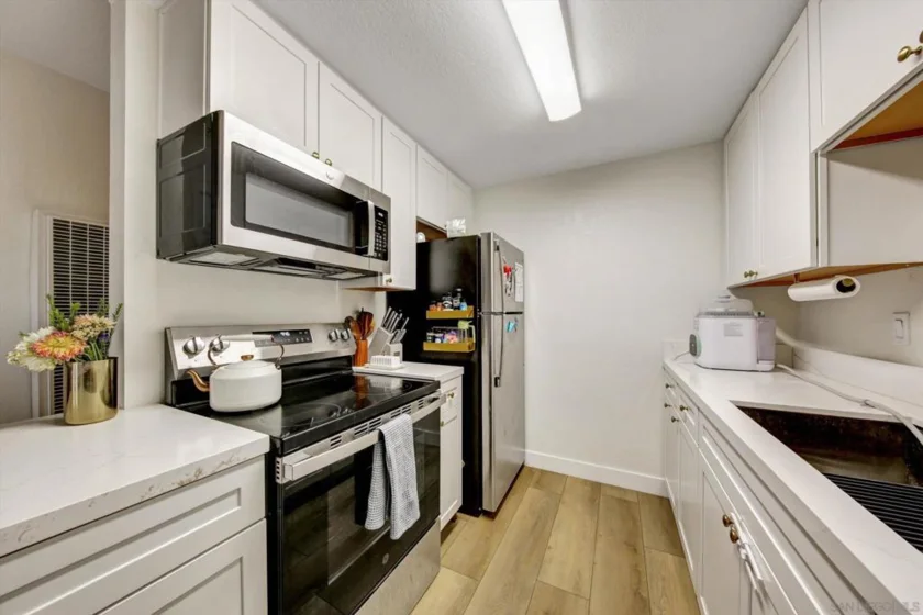 4777 Seminole Drive #119 photo 14