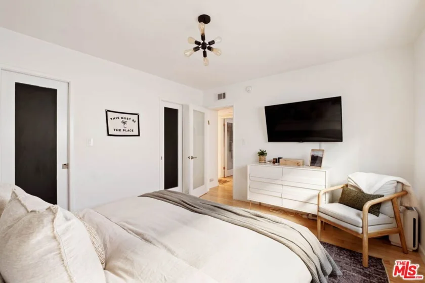 550 N Croft Avenue #2 photo 22