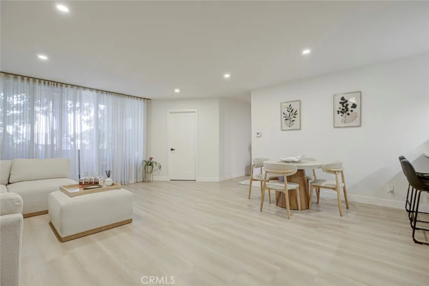 5411 Tyrone Avenue #203 photo 5