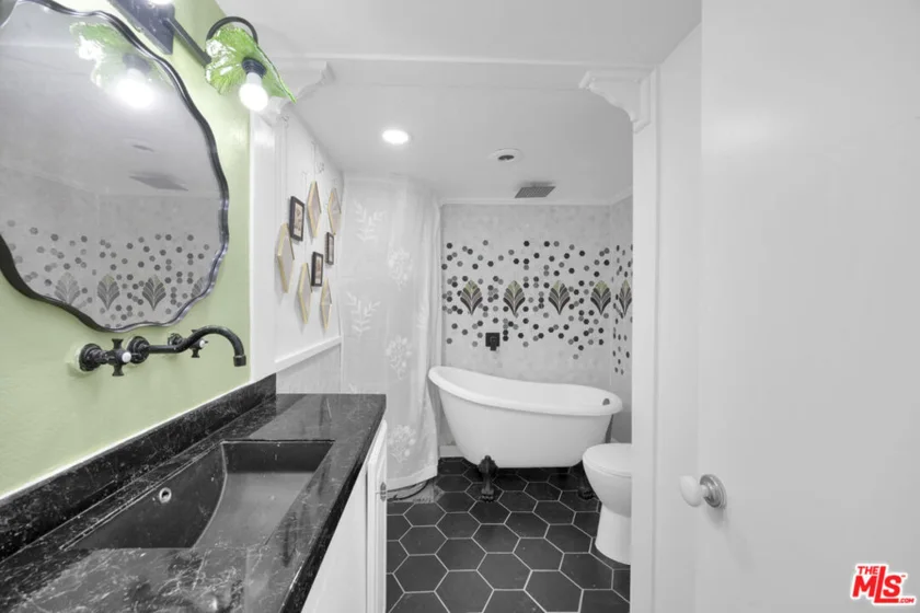 9066 Candlestick Lane #5 photo 13