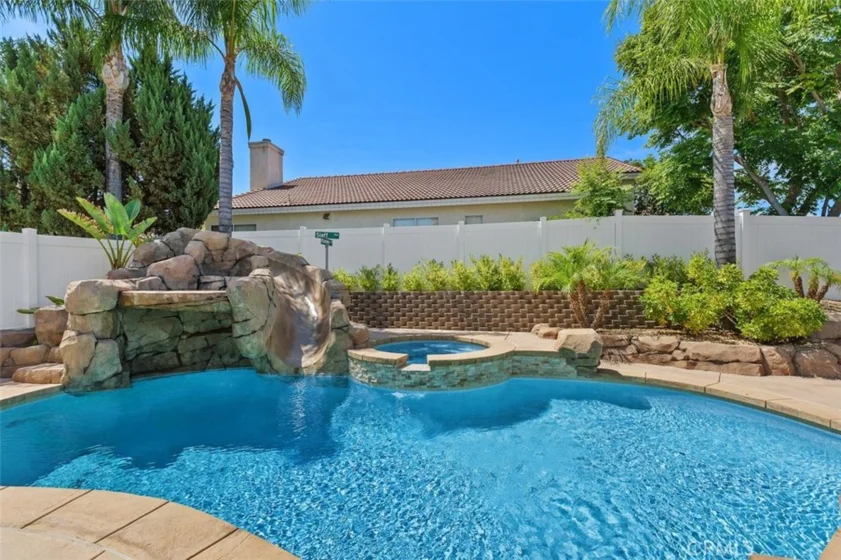 44673 Lorraine Drive photo