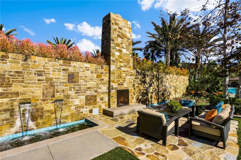 76 Finch photo 31