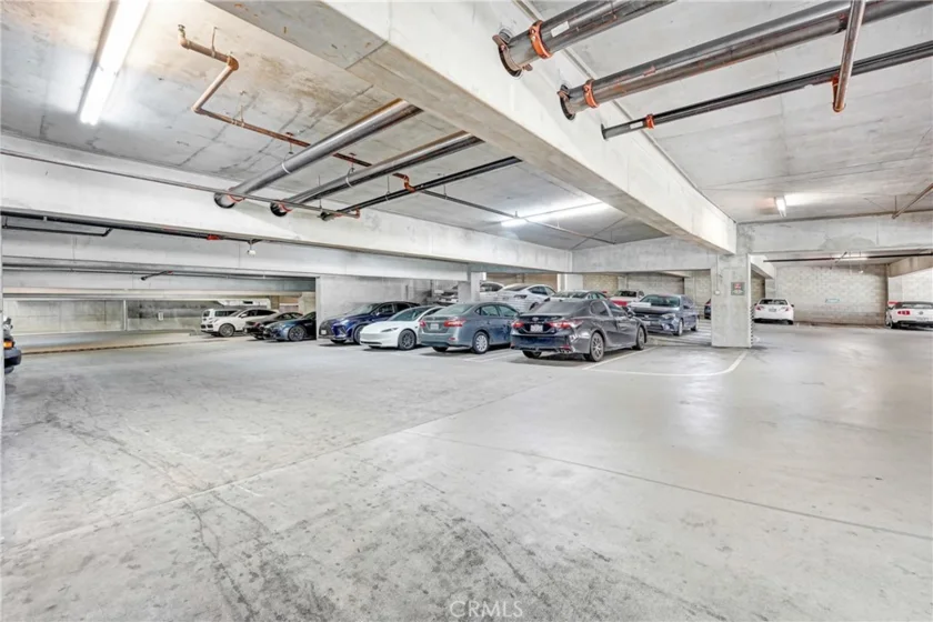 645 W 9th Street #314 photo 12