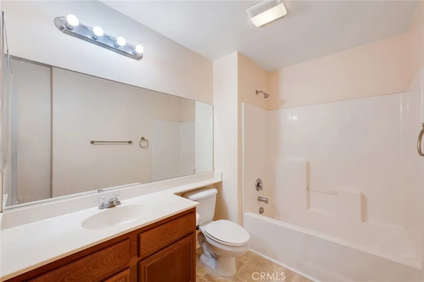 25860 Iris Avenue #B photo 20