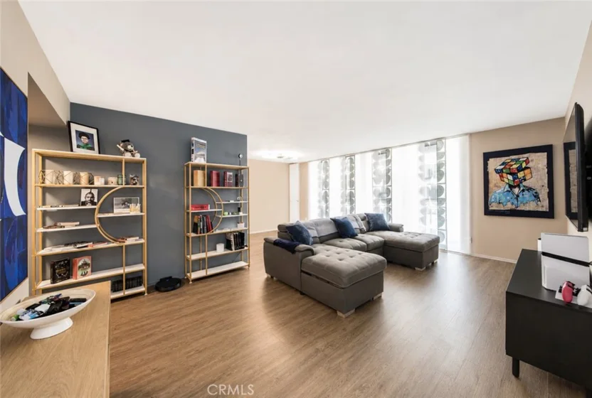 7260 Hillside Avenue #207 photo 2