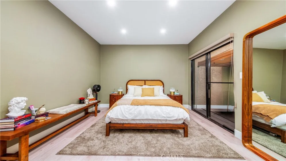 832 Palm Avenue #201 photo 3