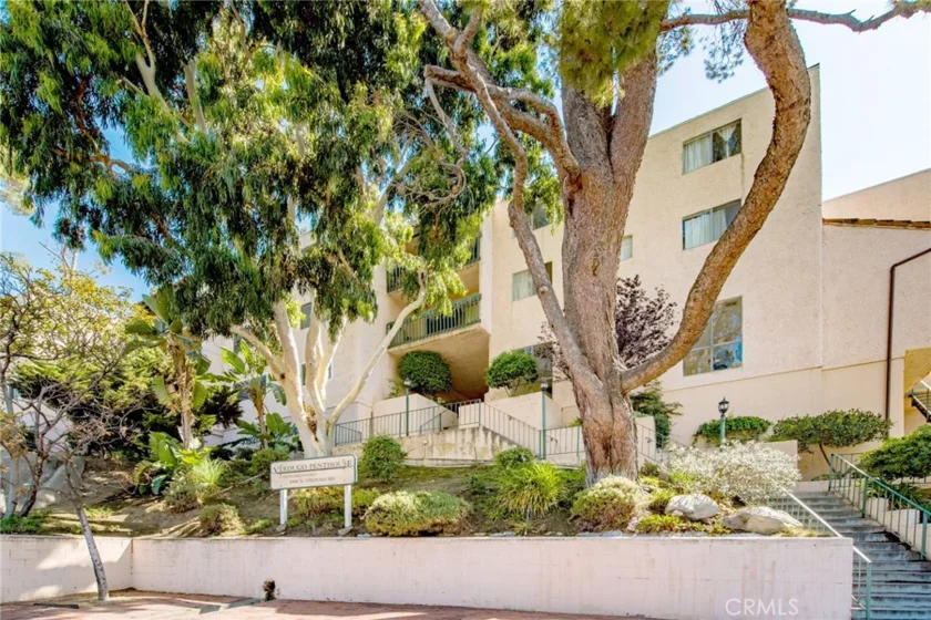 2940 N Verdugo #324 photo 2
