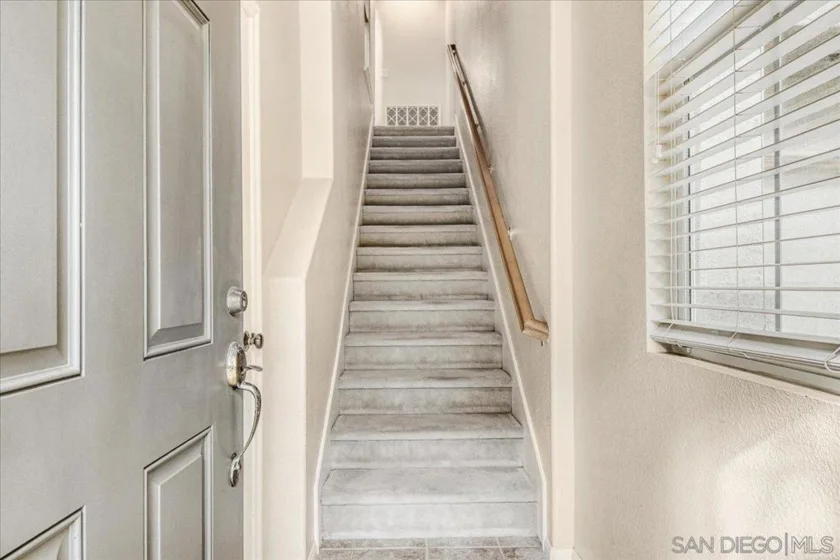 1162 Westin Way photo 5