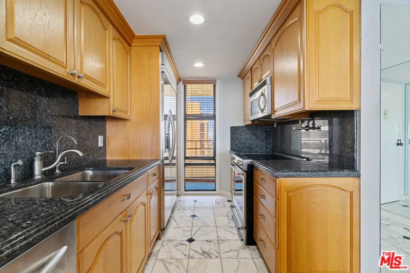 4314 Marina City Drive #1118 photo 14