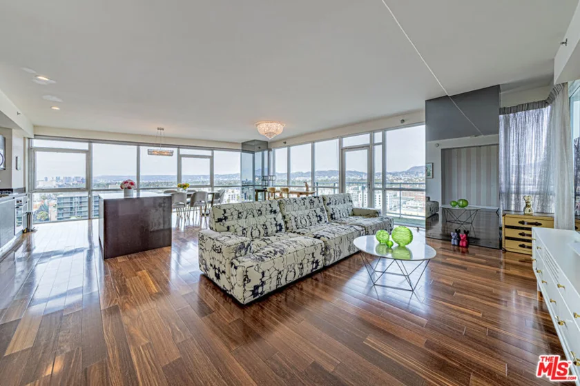 3785 Wilshire Boulevard #1511 photo 1