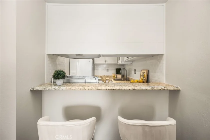 3032 Associated photo 11