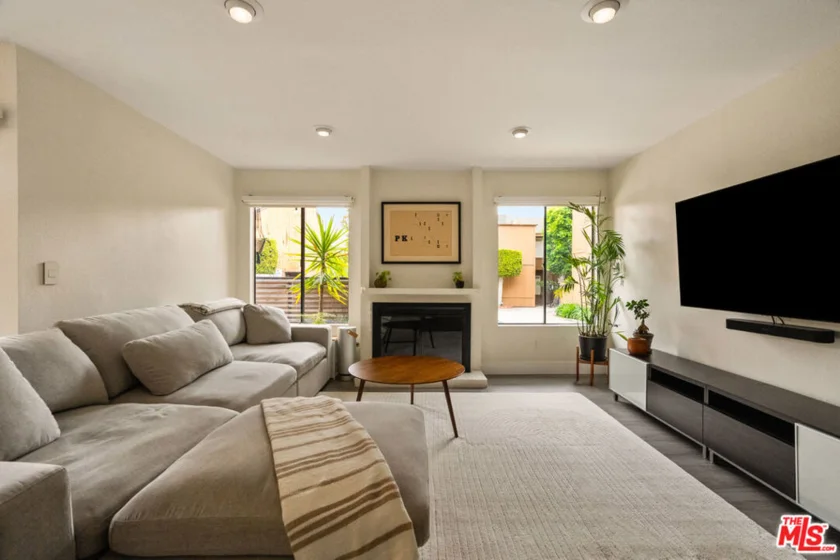 100 Hurlbut Street #12 photo 1