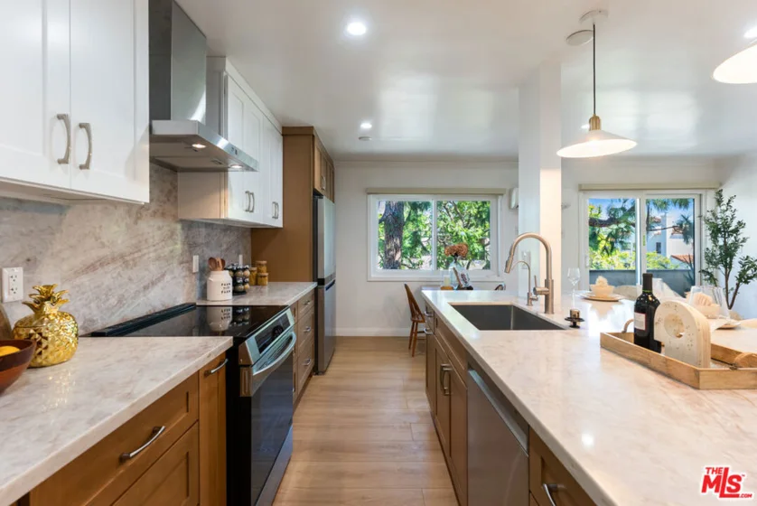 1831 Prosser Avenue #307 photo 6