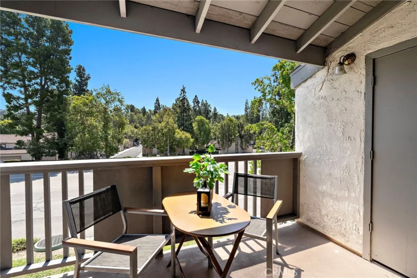 1665 Brea photo 16
