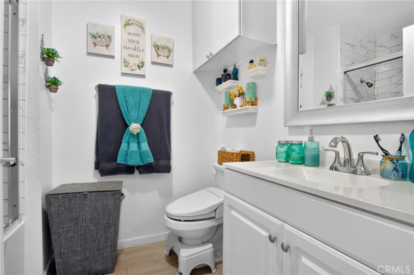 9414 Moonbeam Avenue #19 photo 10