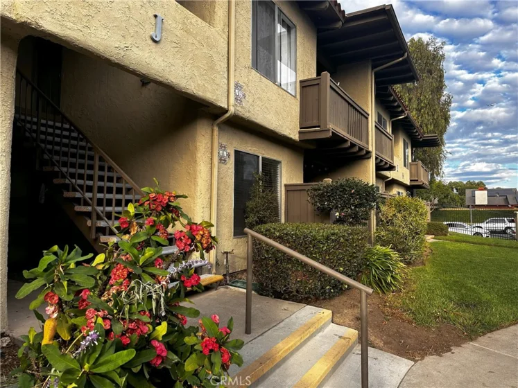 1345 Cabrillo Park #J11 photo 11