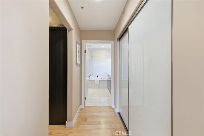 14271 Dickens Street #201 photo 28
